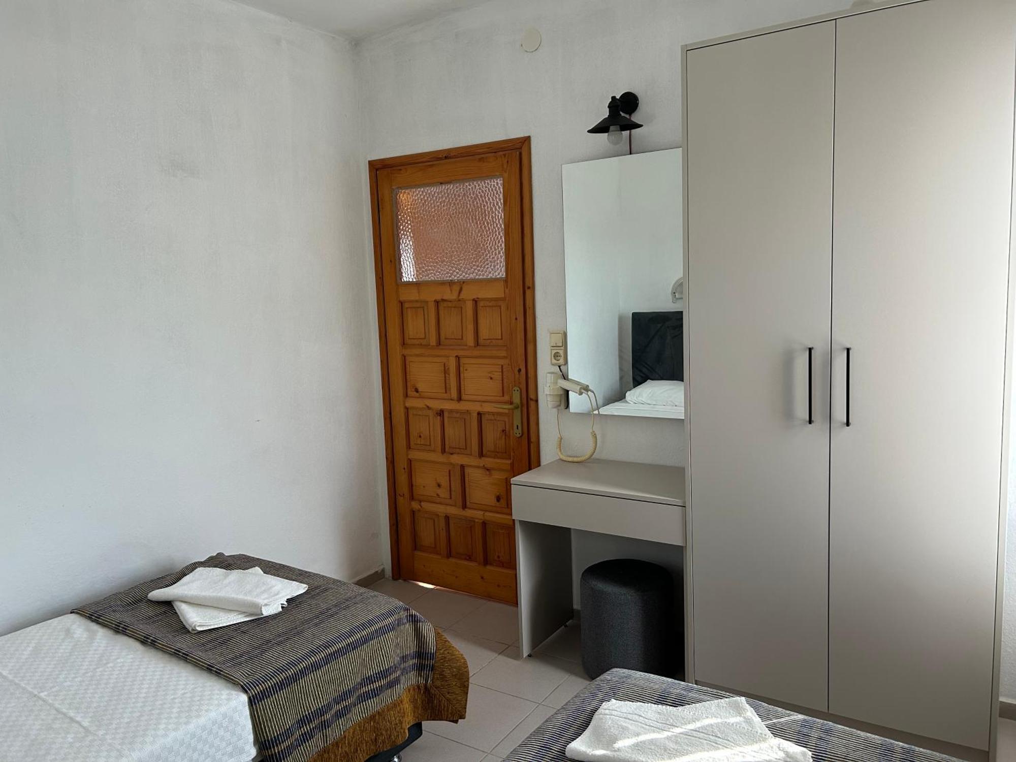 יאליקאבאק Ege Apartments מראה חיצוני תמונה