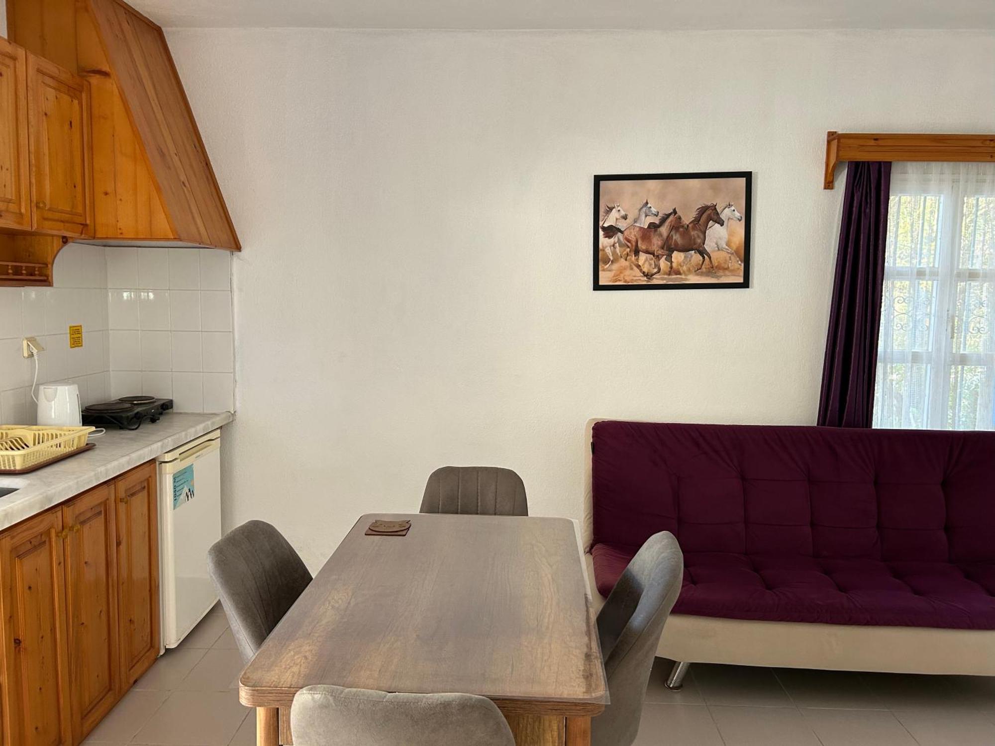 יאליקאבאק Ege Apartments מראה חיצוני תמונה