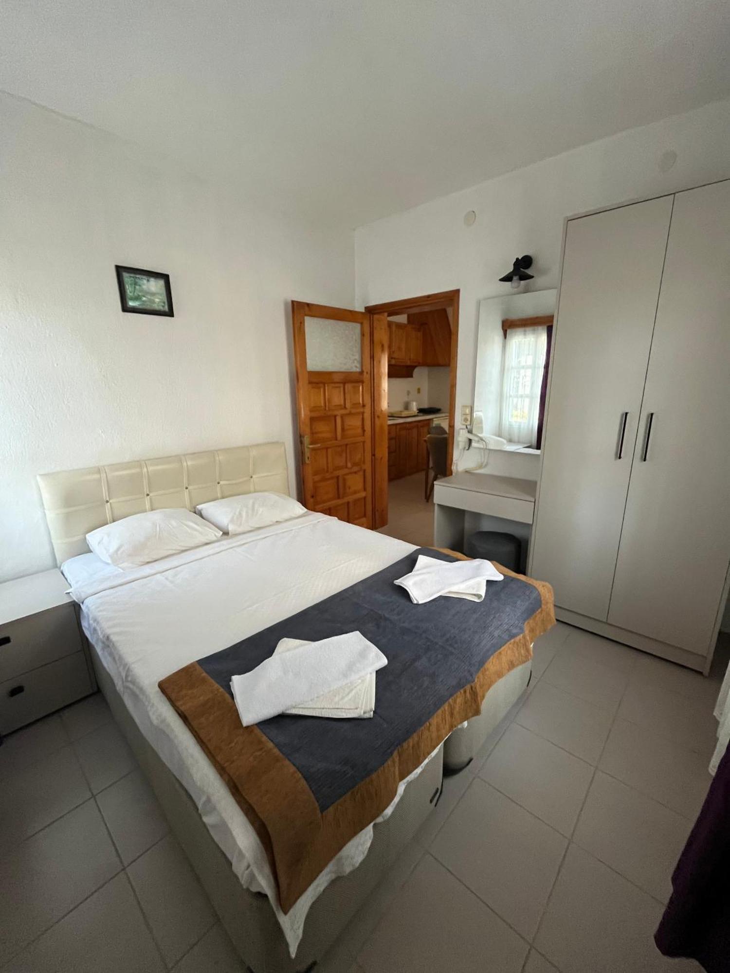 יאליקאבאק Ege Apartments מראה חיצוני תמונה